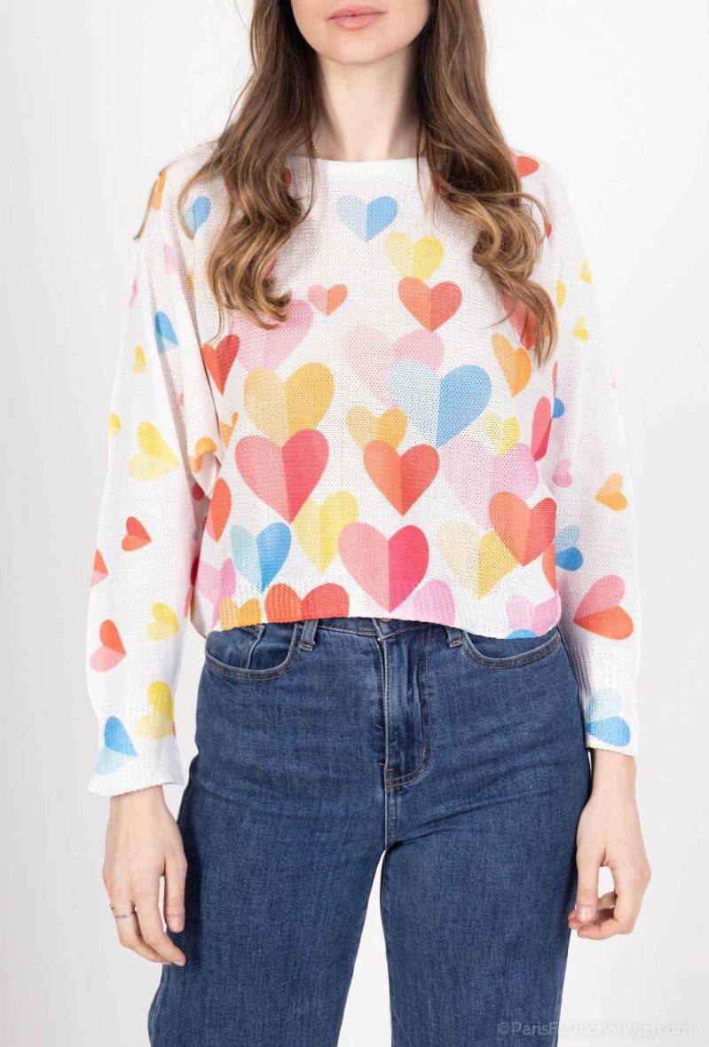 Pull court à imprimé coeurs assemblés