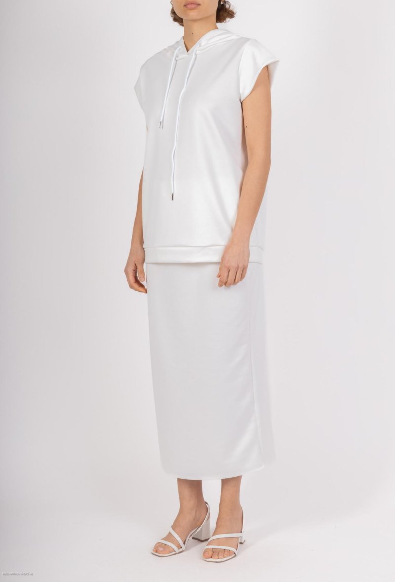 Ensemble vest et jupe pour les femme